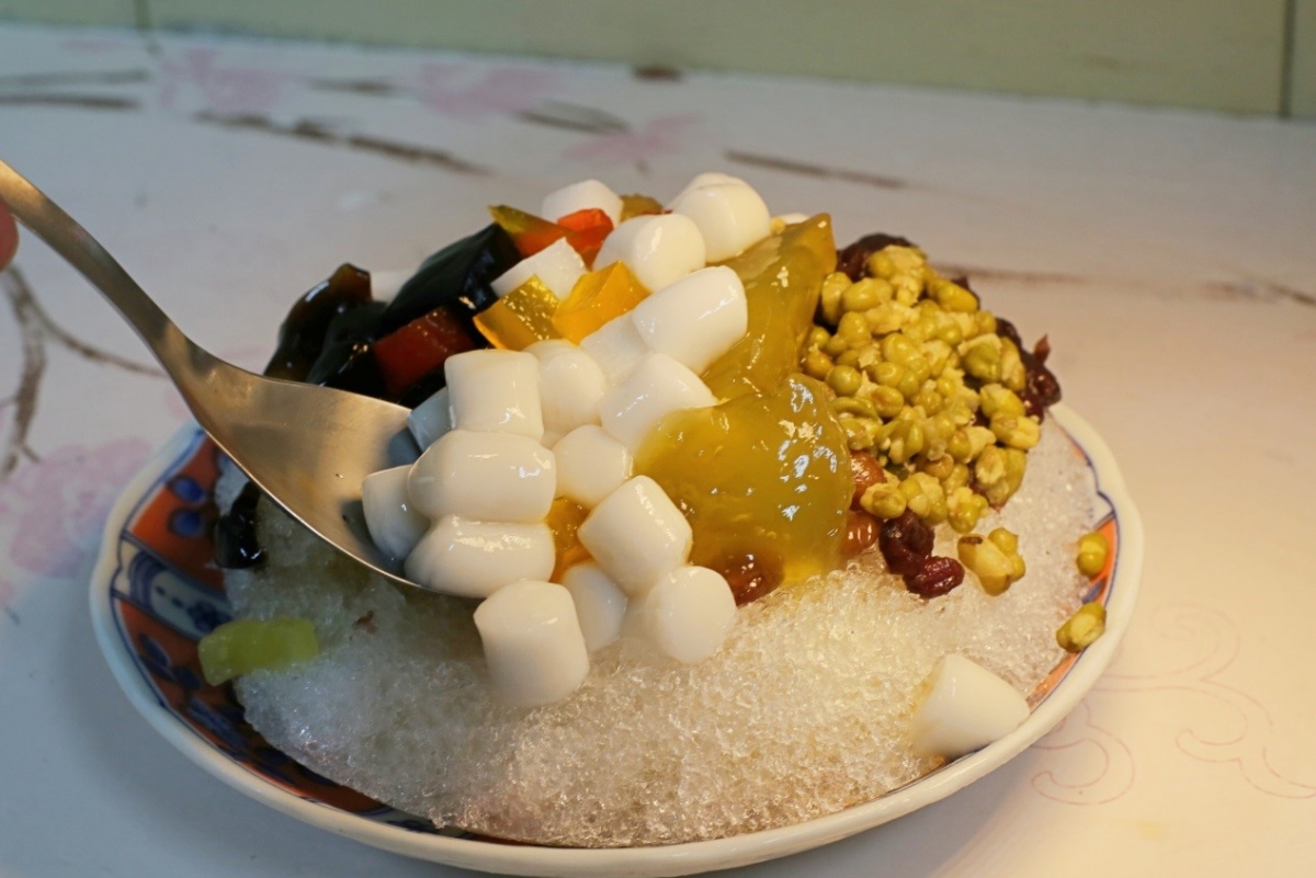 Q彈的圓仔加上店家熬煮餡料及秘制甜湯.jpg