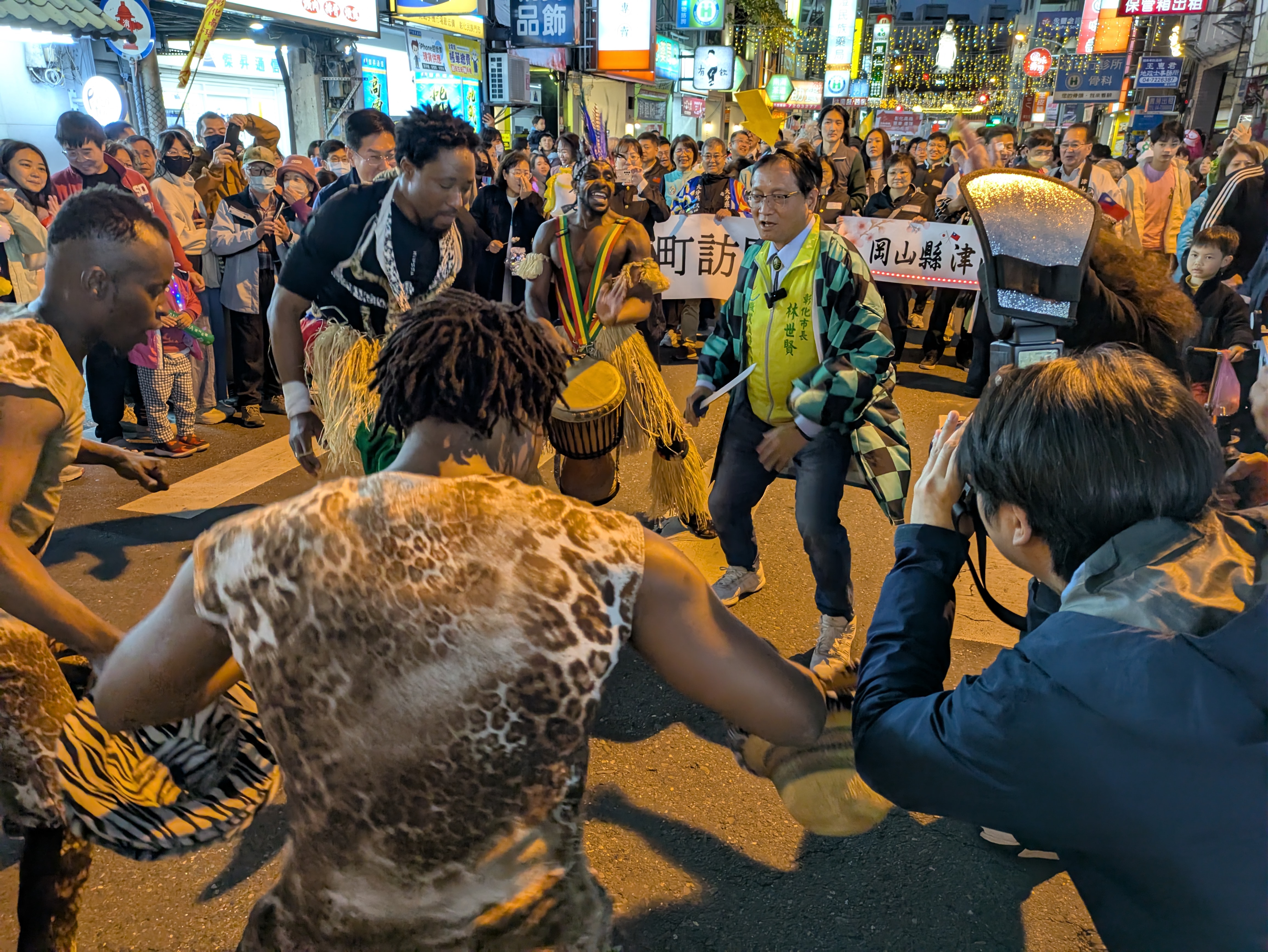 彰化古城踩街嘉年華酷炫林世賢市長也下場感受熱力.jpg